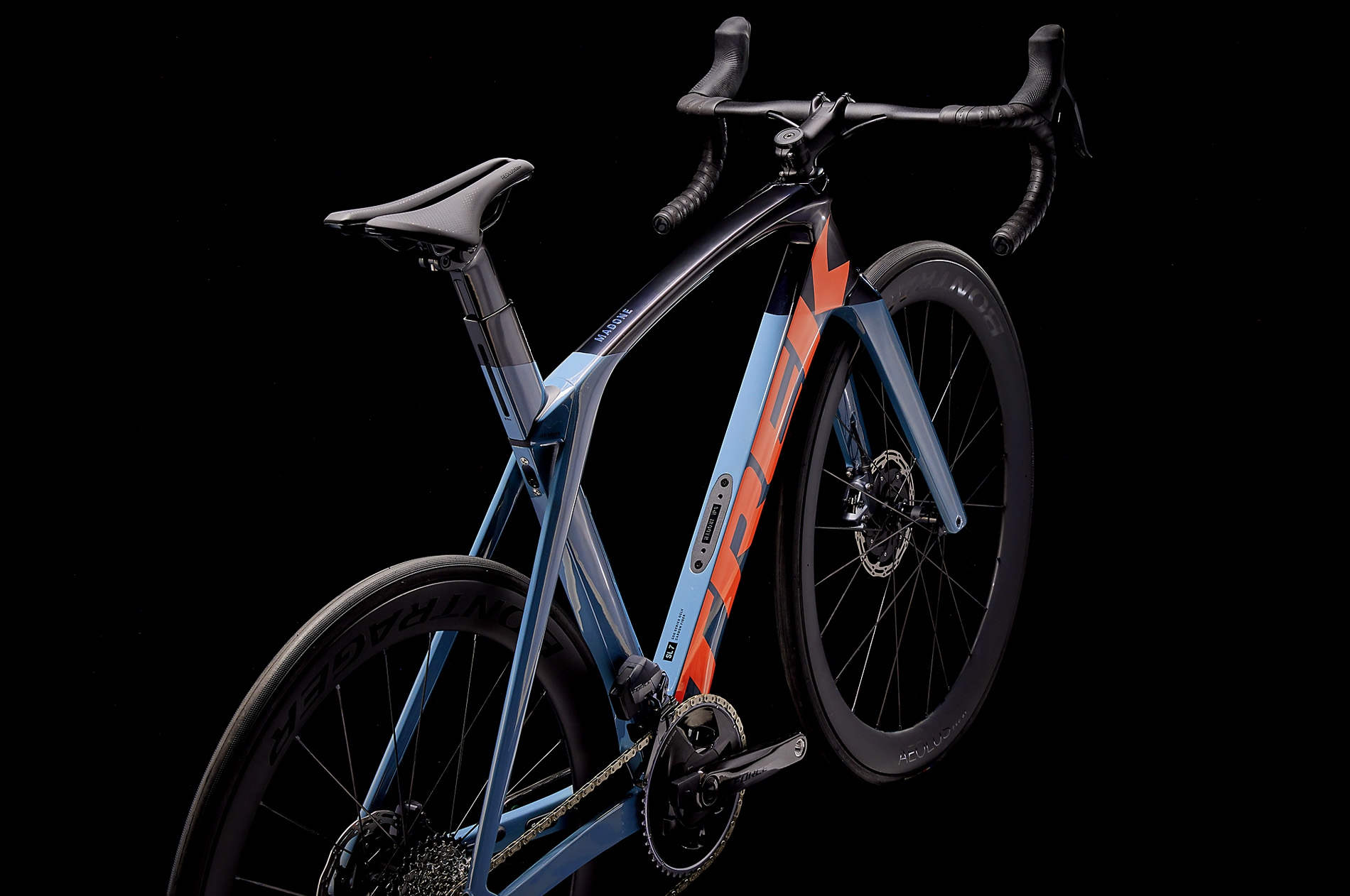 Xe đạp đua đường trường TREK Madone SL 7 eTap [2023]