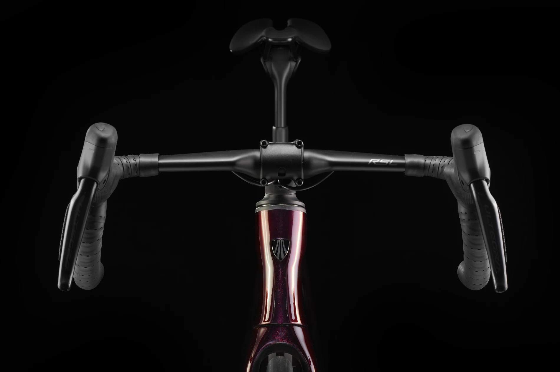 MadoneSL7_gen7_Dark-Carmine_ATR6