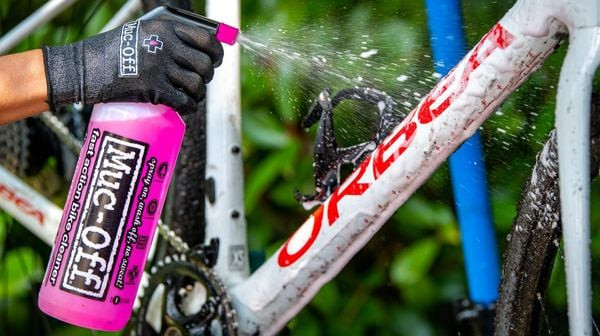 Dung dịch rửa xe công nghệ Nano Muc-Off Bike Cleaner 1L