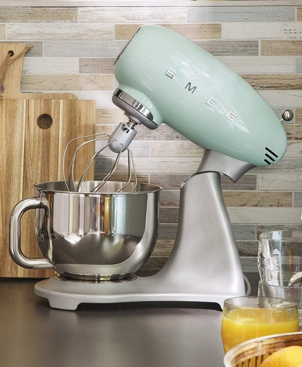 may-tron-da-nang-mau-lục-smeg-SMF02PGEU-535.43.601