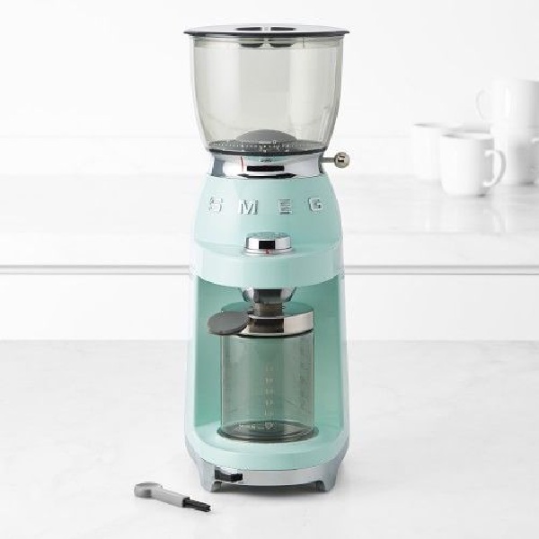 May-xay-ca-phe-Smeg-CGF01PGEU-535.44.010-mau-luc