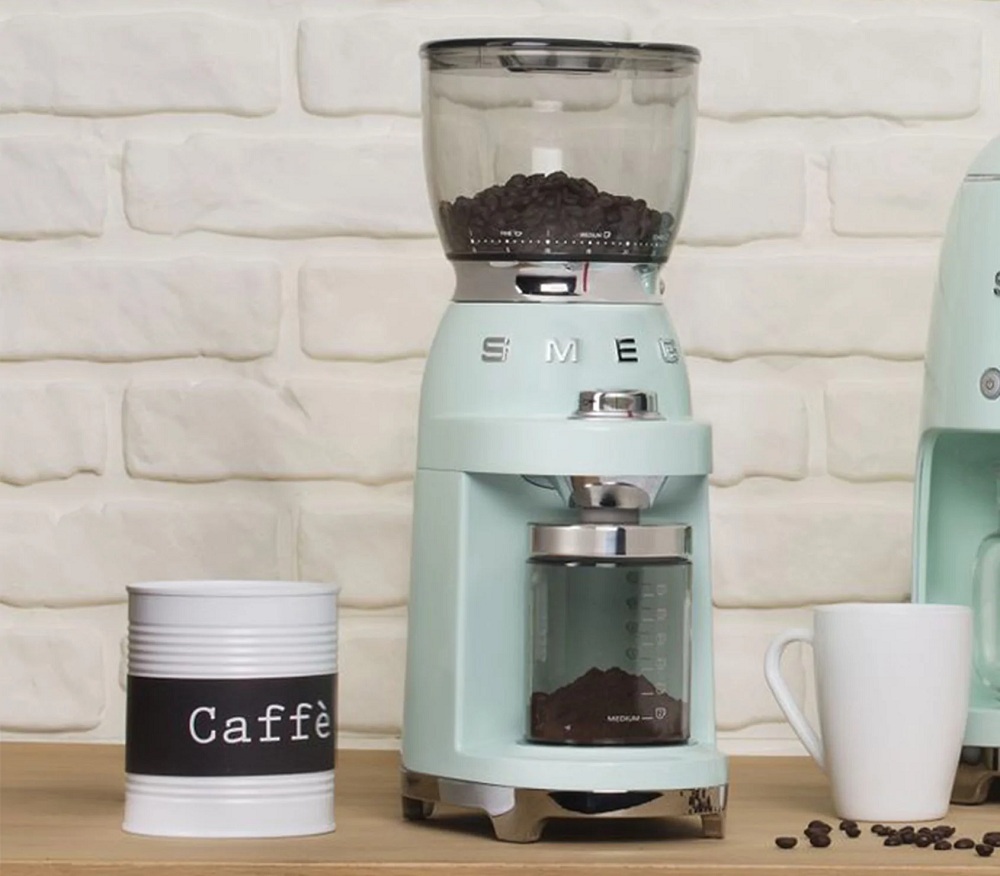 May-xay-ca-phe-Smeg-CGF01PGEU-535.44.010-mau-luc