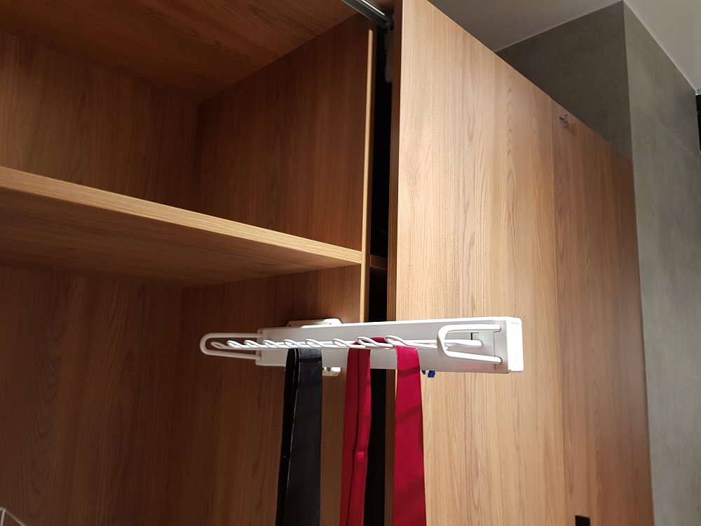 gia-treo-ca-vat-7909001-Imundex-r250mm-trang