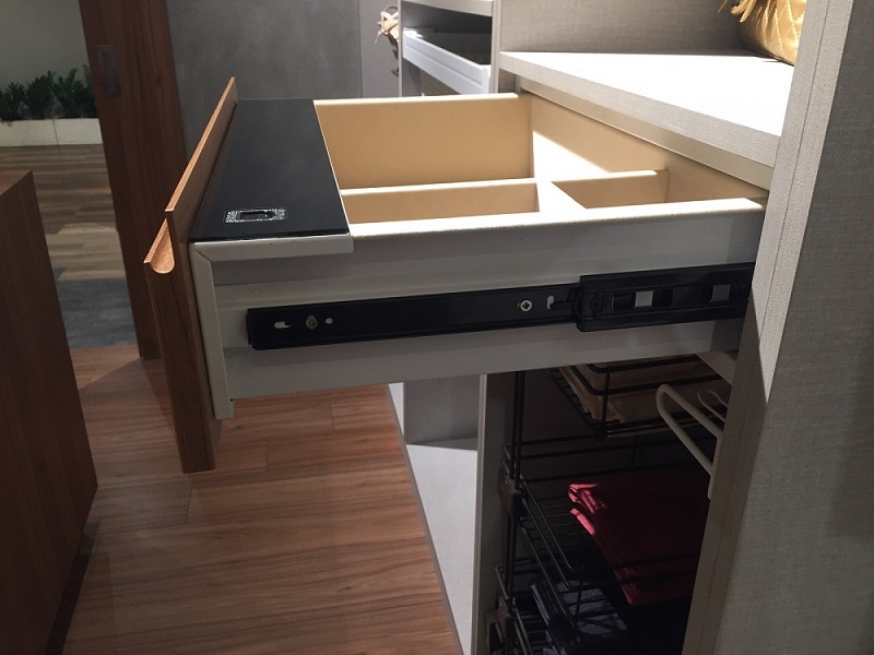 hop-an-toan-7901101-Imundex-r600mm-trang-mh