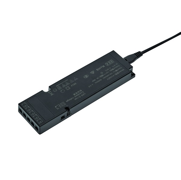 Adapter 7602906 Imundex 12VDC 24W bốn ngõ ra