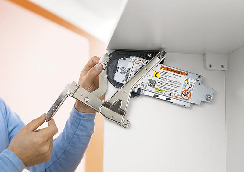 canh-tay-blum-20S3500-cho-bo-dien-aventos-hs-mh