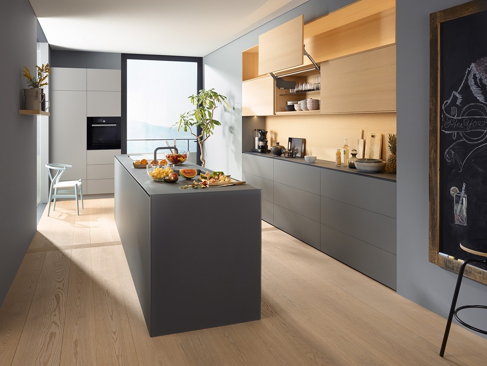 hop-luc-blum-aaventos-hl-1-canh-xam-mh1