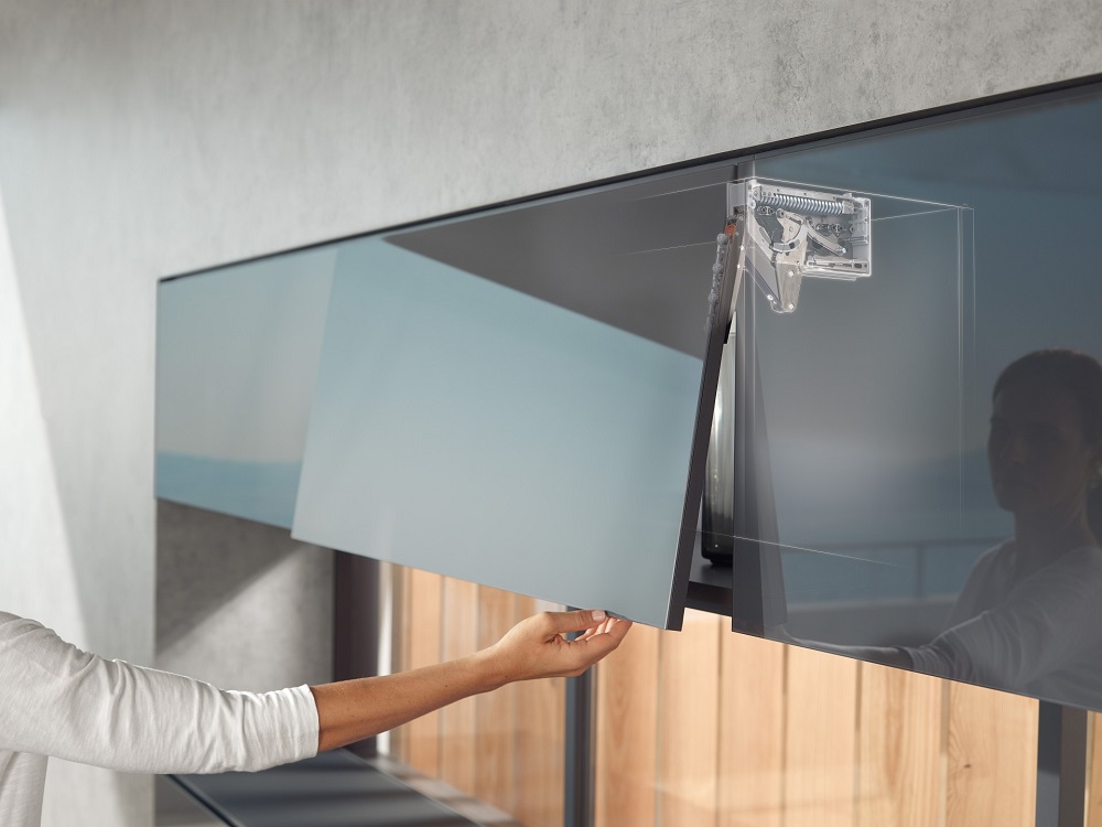 bo-tay-nang-blum-aventos-hk-top-1-canh-mh3