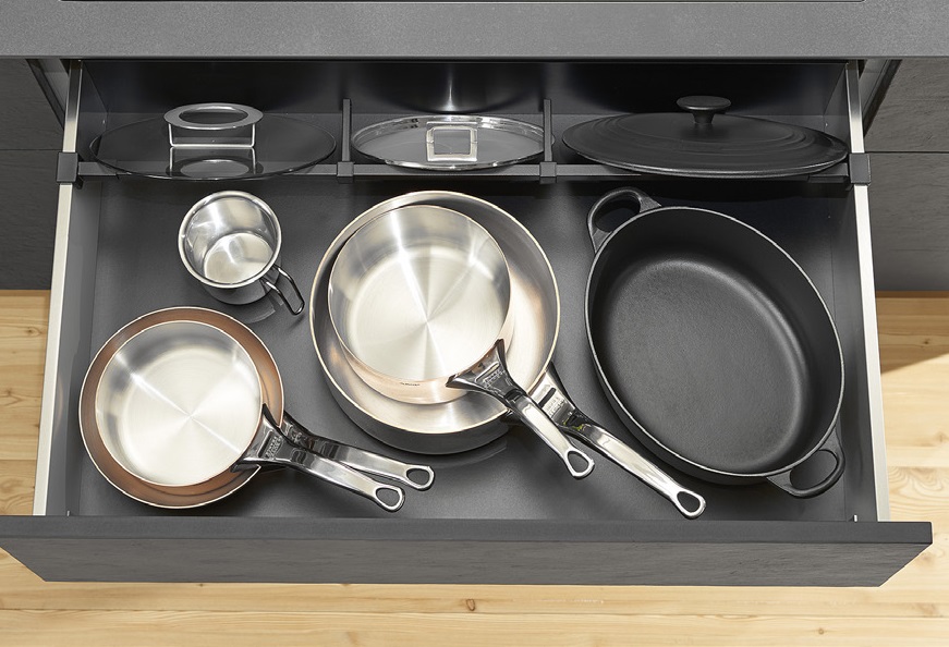 thanh-chia-ngang-blum- zr7.1080u-legrabox-xam-dam