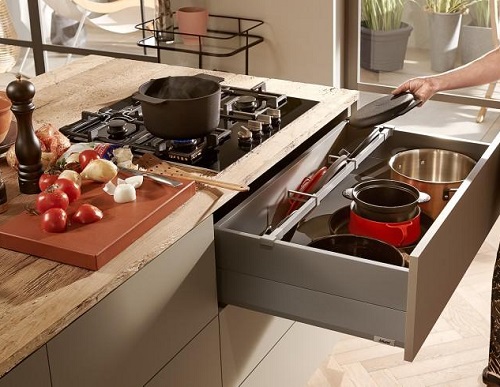 thanh-chia-ngang-blum- zr4.1059u-merivobox-xam-nhat-mh