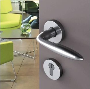 bo-tay-gat-hafele-902.92.926-cua-phòng-inox-mo-mh