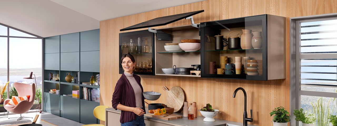 bo-tay-nang-blum-22S1205-hs-top-1-canh-go-mh6