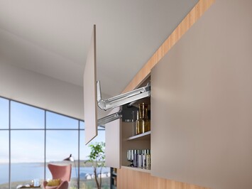 bo-tay-nang-blum-22L1202-hl-top-1-canh-go-mh4