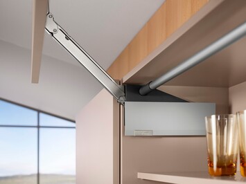 bo-tay-nang-blum-22L1202-hl-top-1-canh-go-mh5