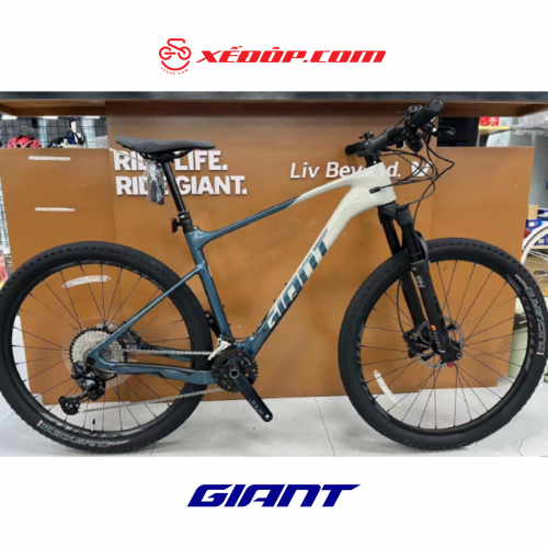 Xe đạp địa hình GIANT 2024 XTC ADV 2 27.5