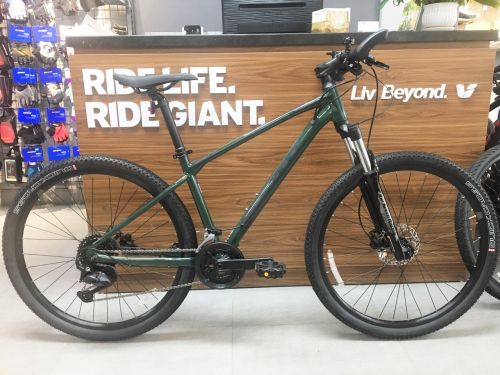 Xe đạp GIANT 2024 ATX 830 27.5