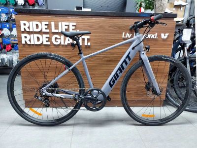 XE ĐIỆN TRỢ LỰC GIANT 2024 ESCAPE E+ (TAY GA VẶN)