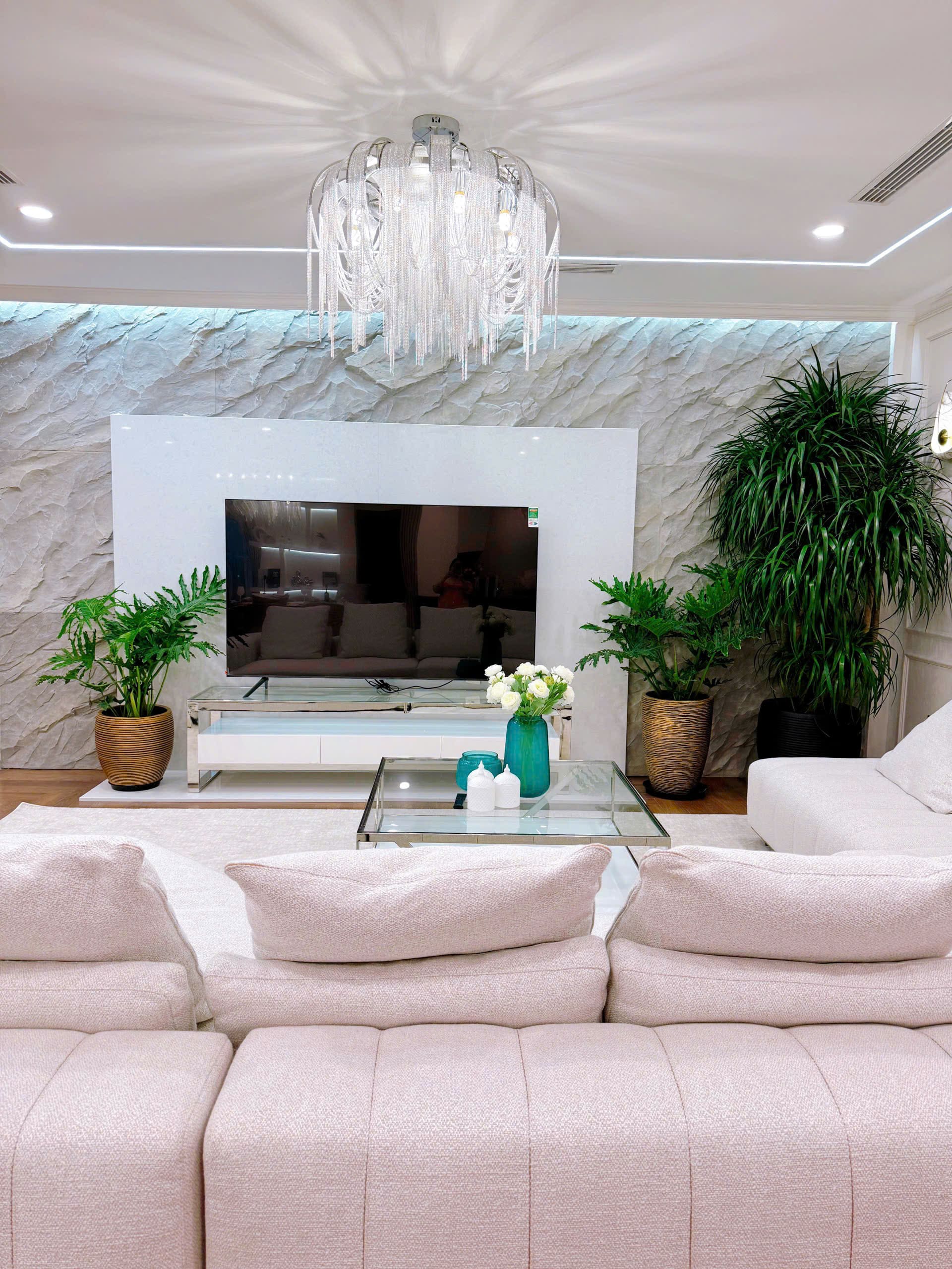 tấm pu giả đá cho phòng khách