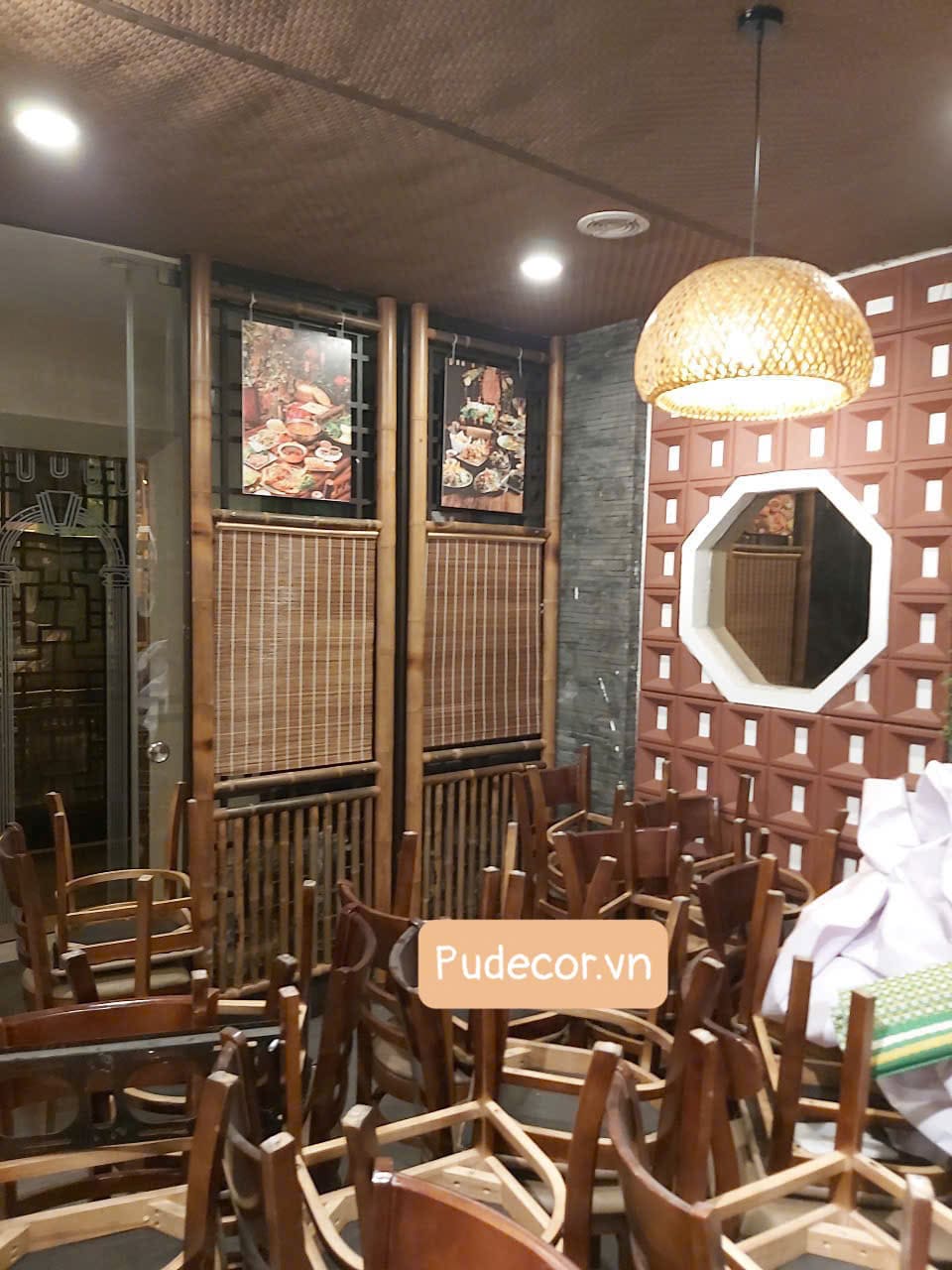 tấm PU giả gạch bông gió trang trí nội thất