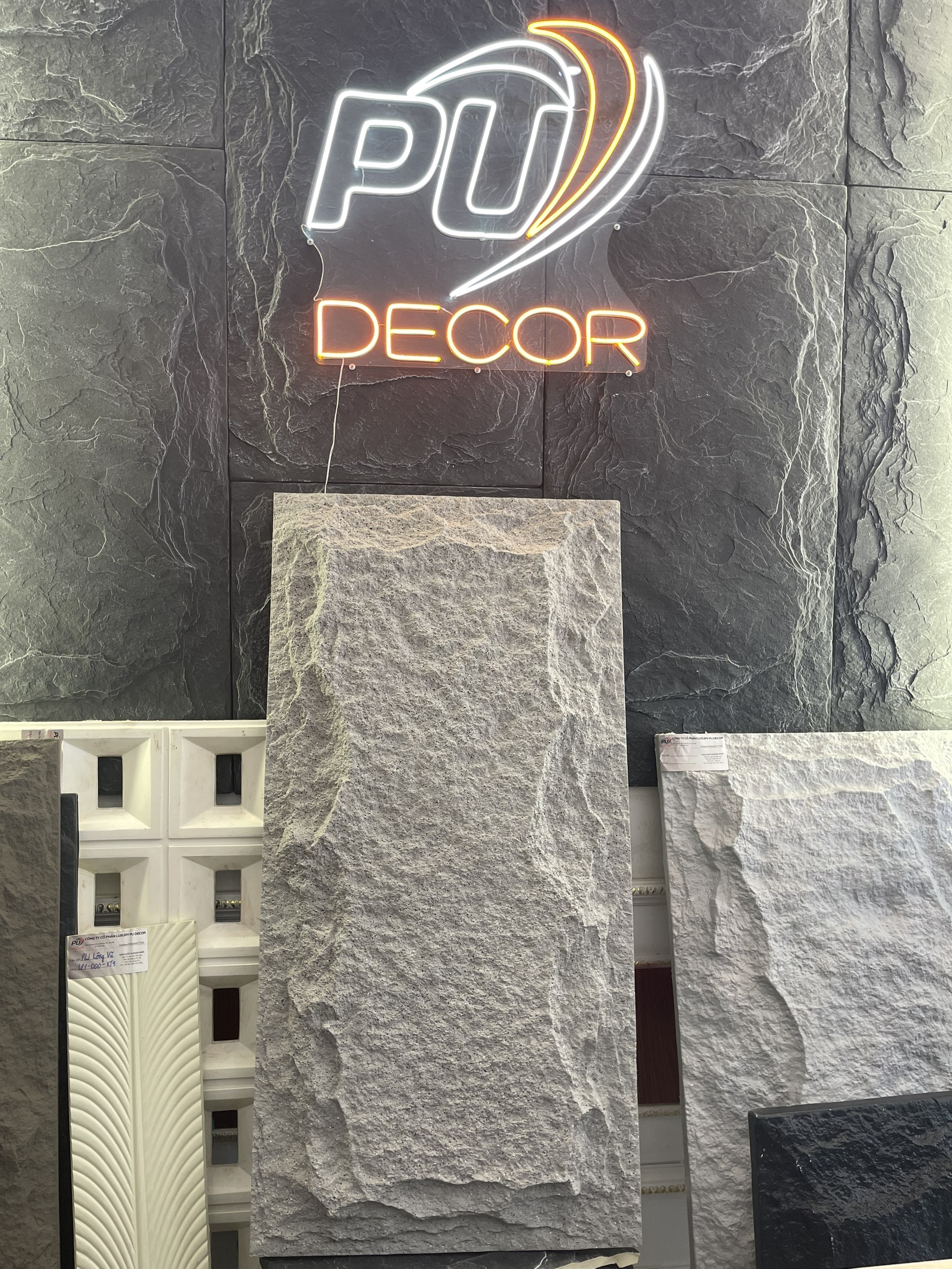 Tấm Ốp Tường Pu Giả Đá Loại Rẻ Nhất Thị Trường - Vân Thấp 4cm PD2- Siêu Bền, Siêu Nhẹ 1