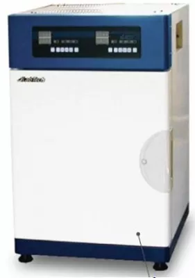 TỦ ẤM CO2 150 lít LABTECH LCO-265AI