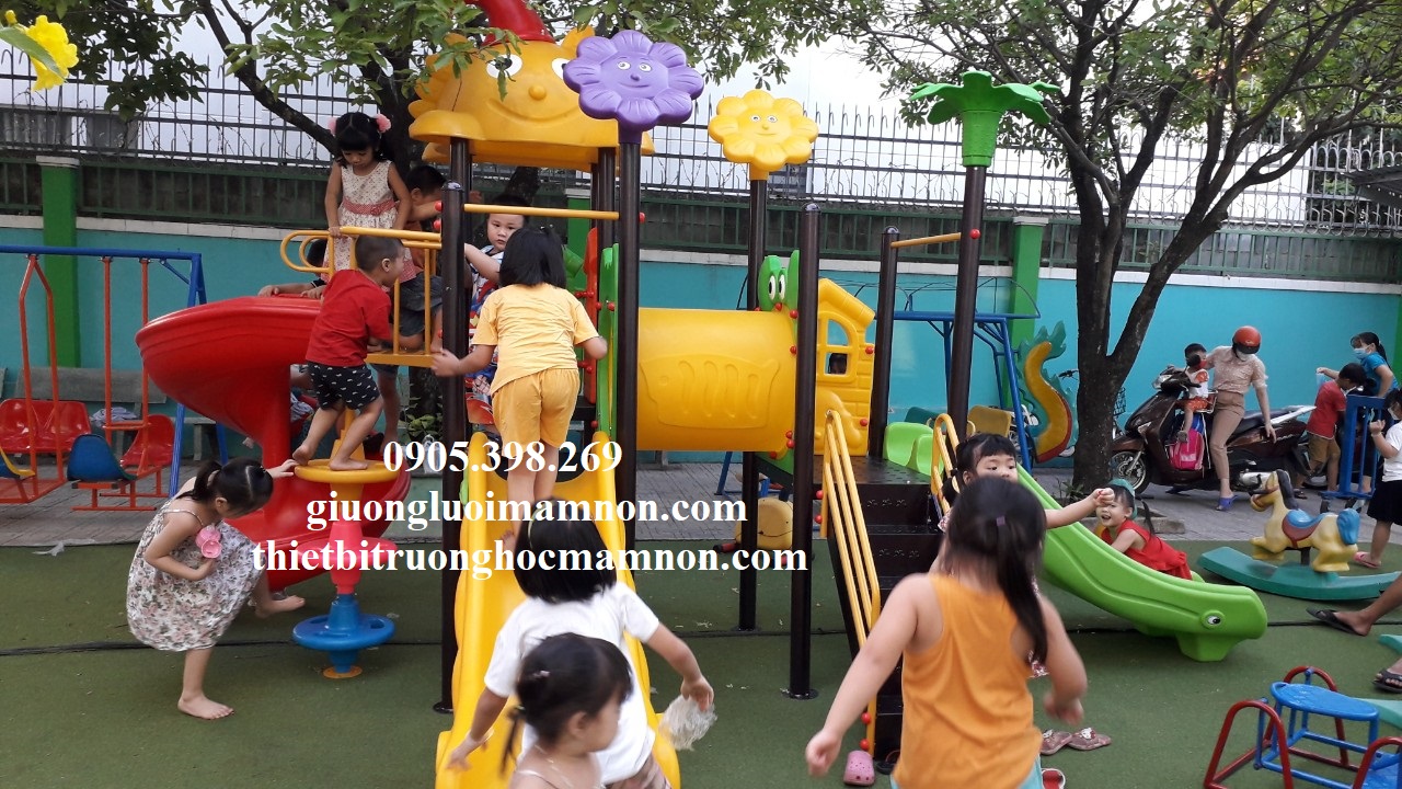 CẦU TRƯỢT MẦM NON NGOÀI TRỜI
