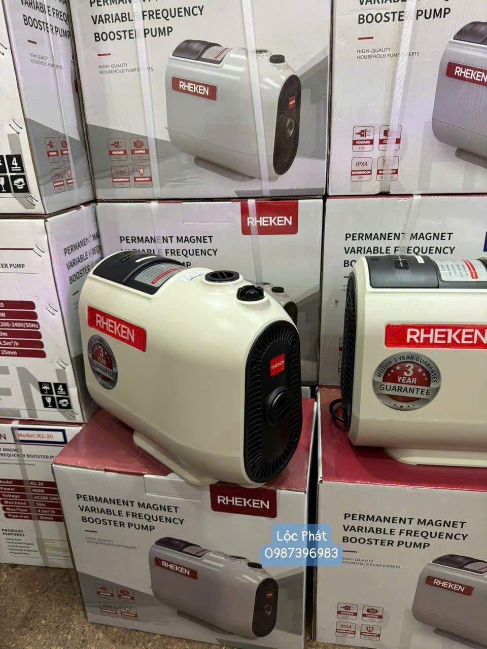 Máy bơm nước biến tần Rheken R2-30 (Biến tần motor nam châm)