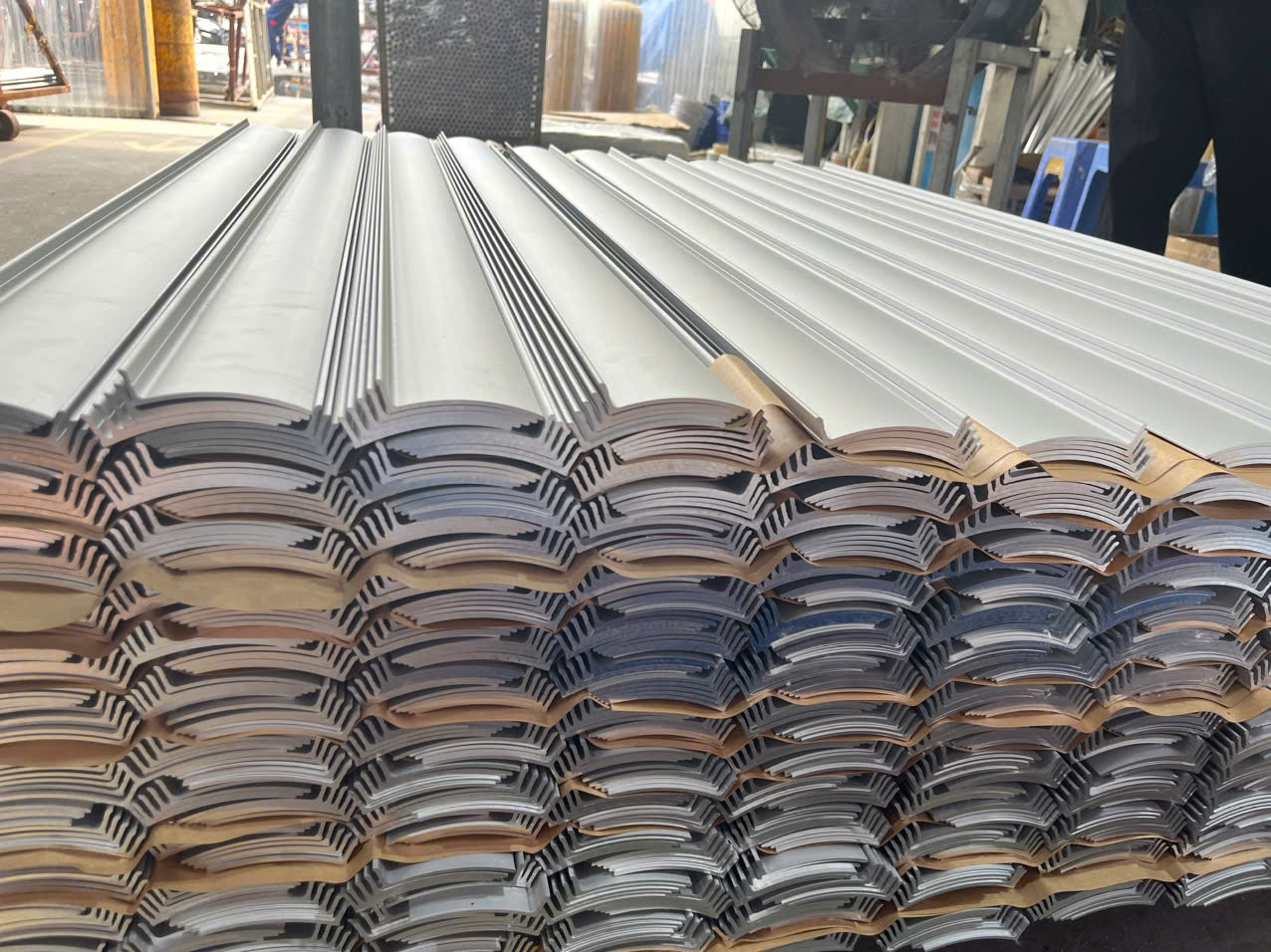 Viet Y Industrial Aluminum Provides High Quality Industrial Aluminum Manufacturing & Processing Services in Vietnam