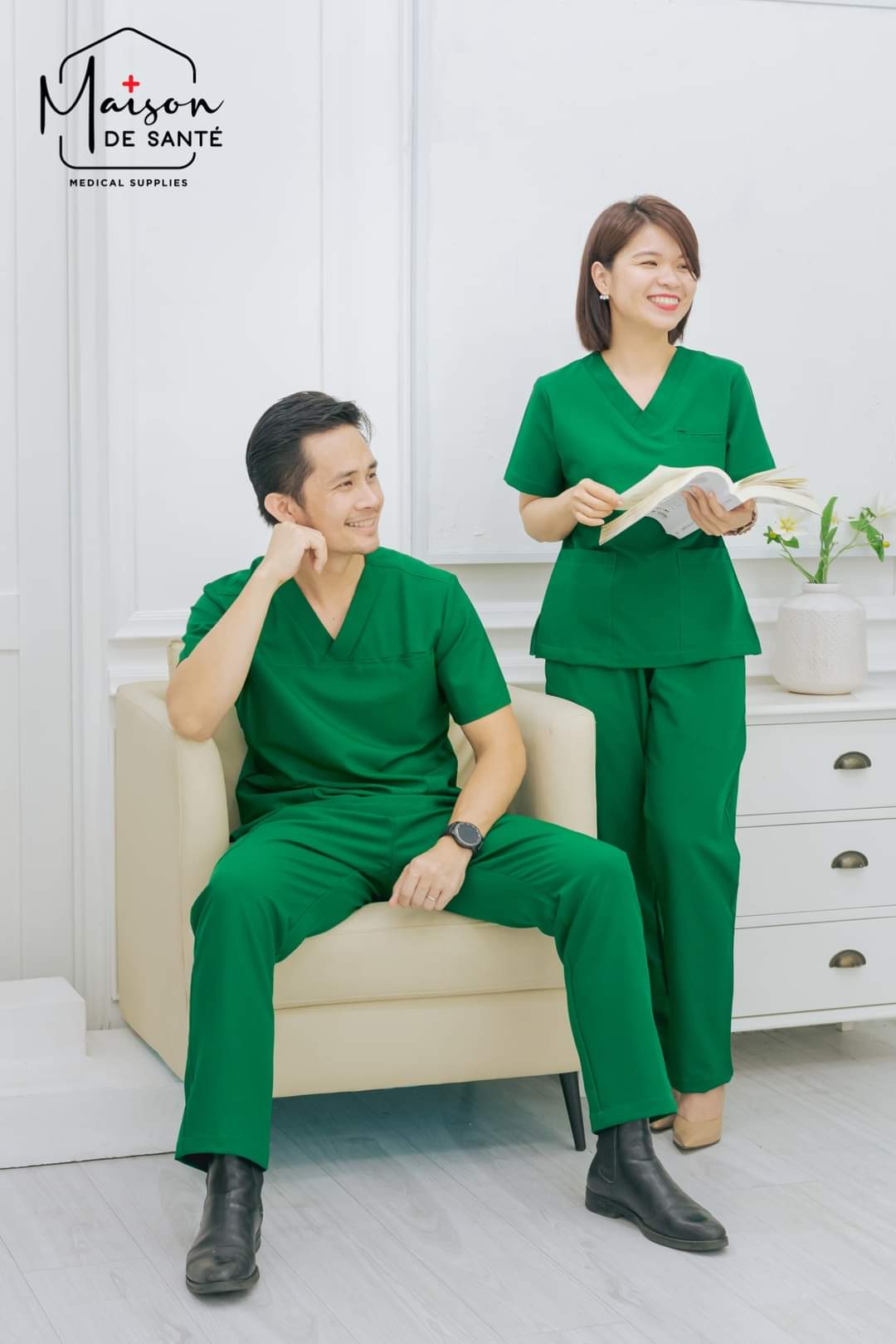 Đồng phục nhân viên