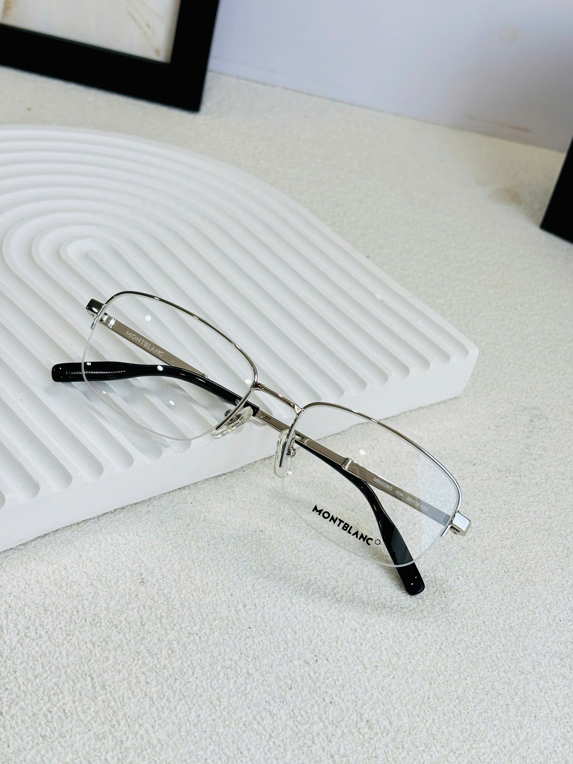 GỌNG KÍNH CẬN MONTBLANC CAO CẤP - MONTBLANC MB0028O GOLD METAL EYEGLASS