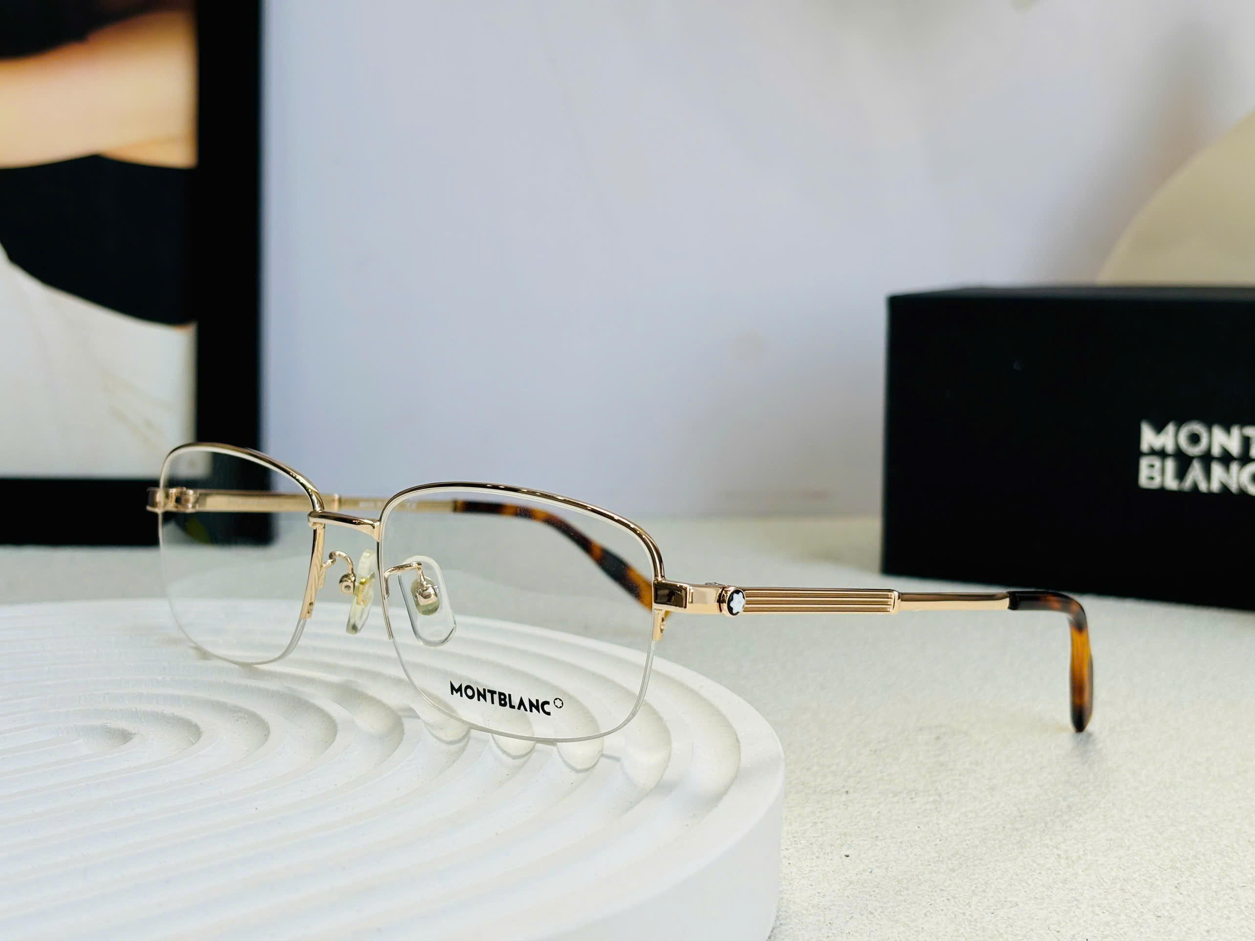 GỌNG KÍNH CẬN MONTBLANC CAO CẤP - MONTBLANC MB0028O GOLD METAL EYEGLASS