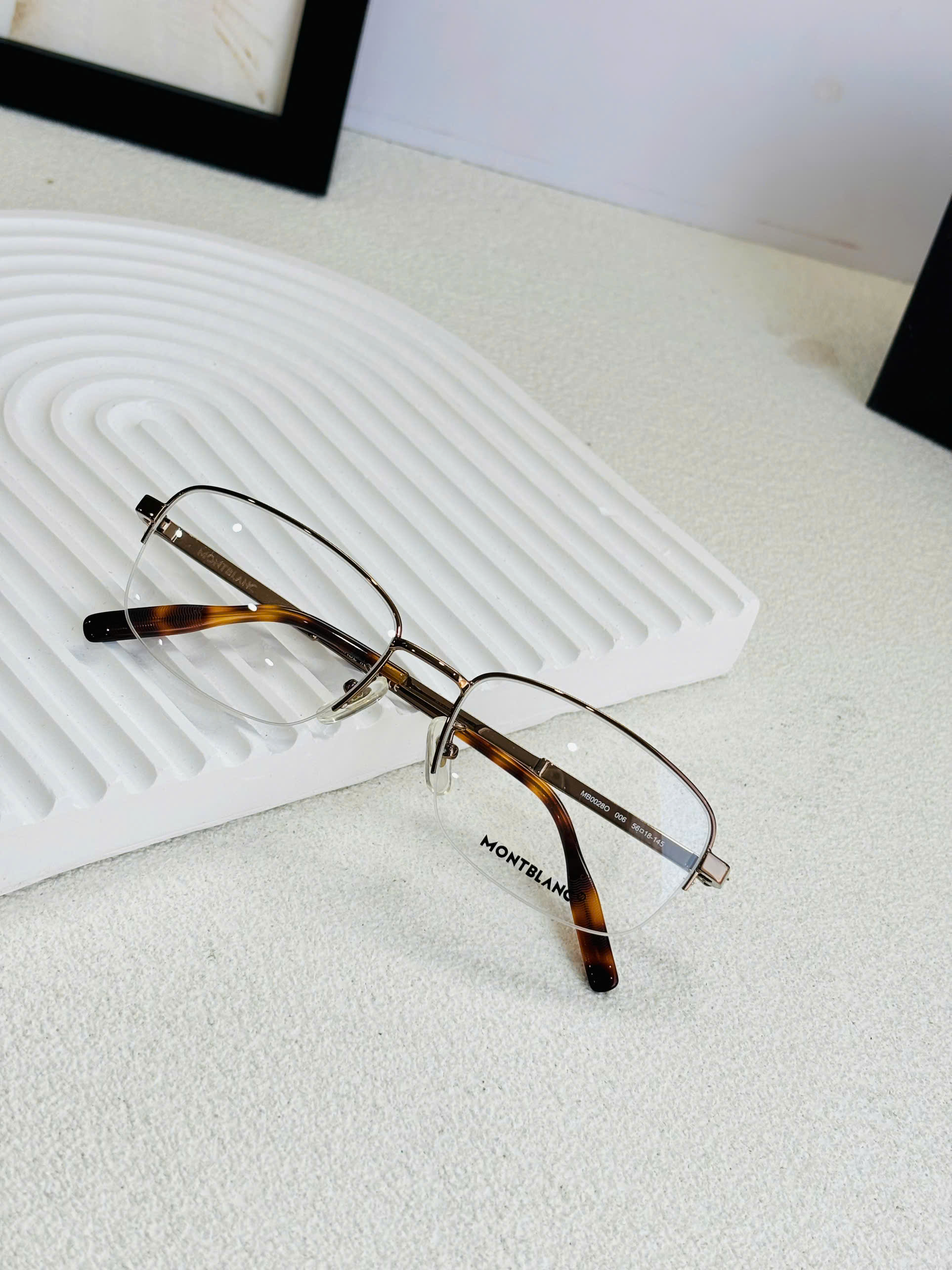 GỌNG KÍNH CẬN MONTBLANC CAO CẤP - MONTBLANC MB0028O GOLD METAL EYEGLASS