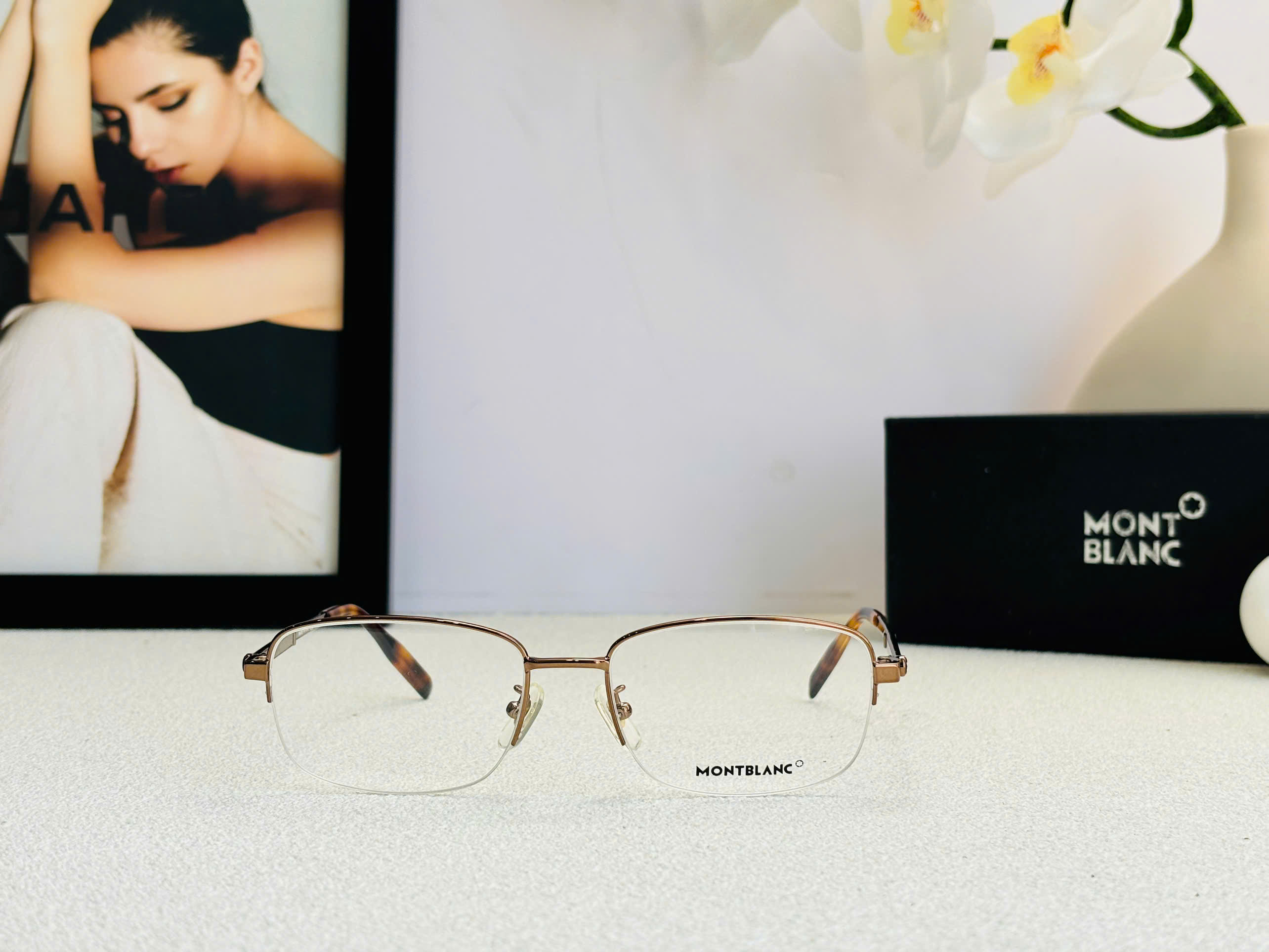 GỌNG KÍNH CẬN MONTBLANC CAO CẤP - MONTBLANC MB0028O GOLD METAL EYEGLASS