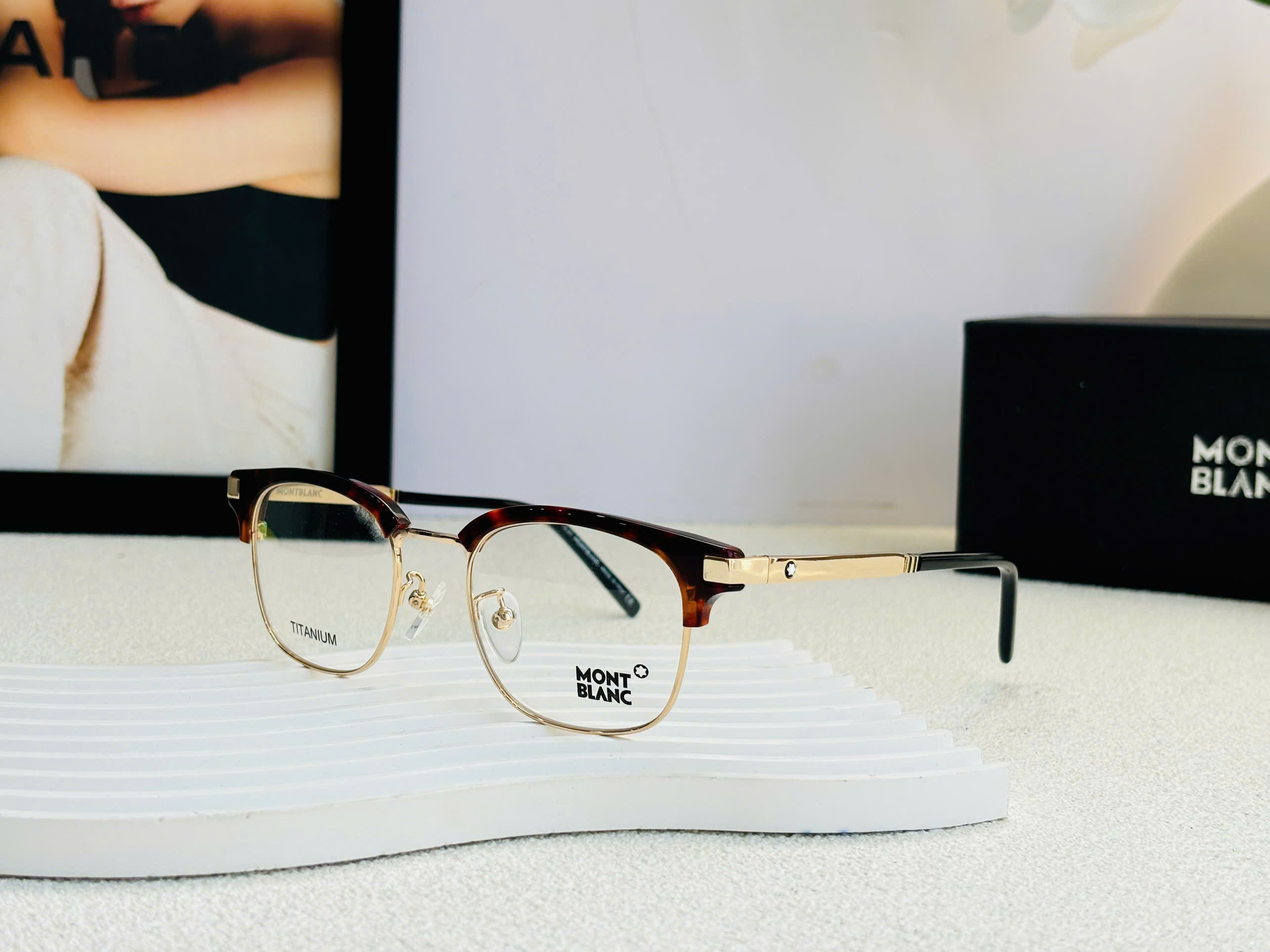GỌNG KÍNH CẬN MONTBLANC MB686-D TITANIUM CAO CẤP - MONTBLANC MB686 TITANIUM EYEGLASS