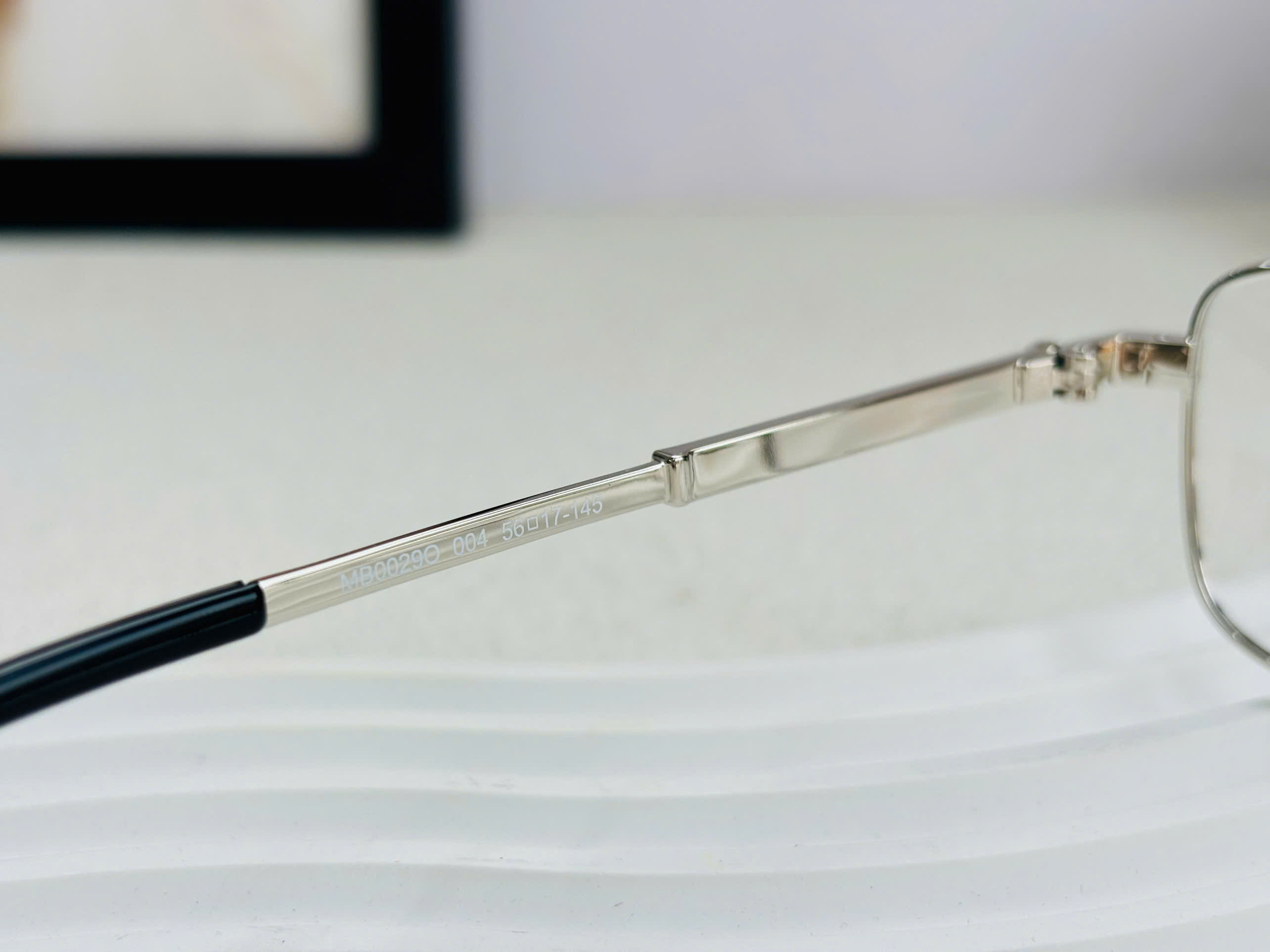 GỌNG KÍNH KIM LOẠI MONTBLANC CAO CẤP - MONTBLANC MB0029O SILVER EYEGLASS