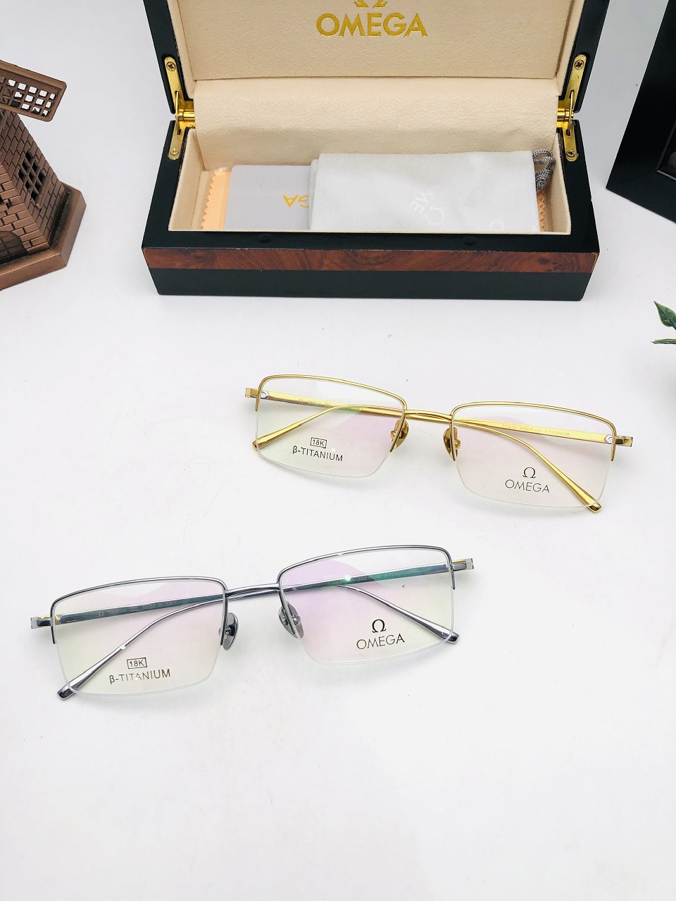 Gọng kính OMEGA Titanium mạ vàng 18K Gold