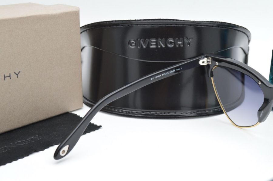 KÍNH MẮT CAO CẤP - GIVENCHY GV 7078/S BLACK