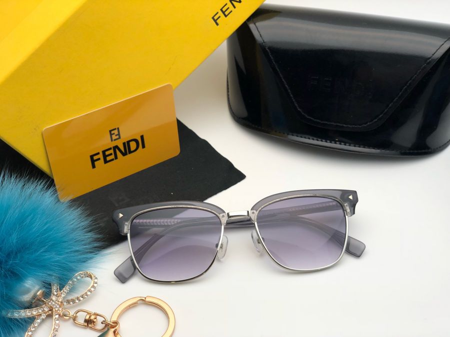 KÍNH MẮT NỮ CAO CẤP FENDI FFM0003/S BLACK AND WHITE