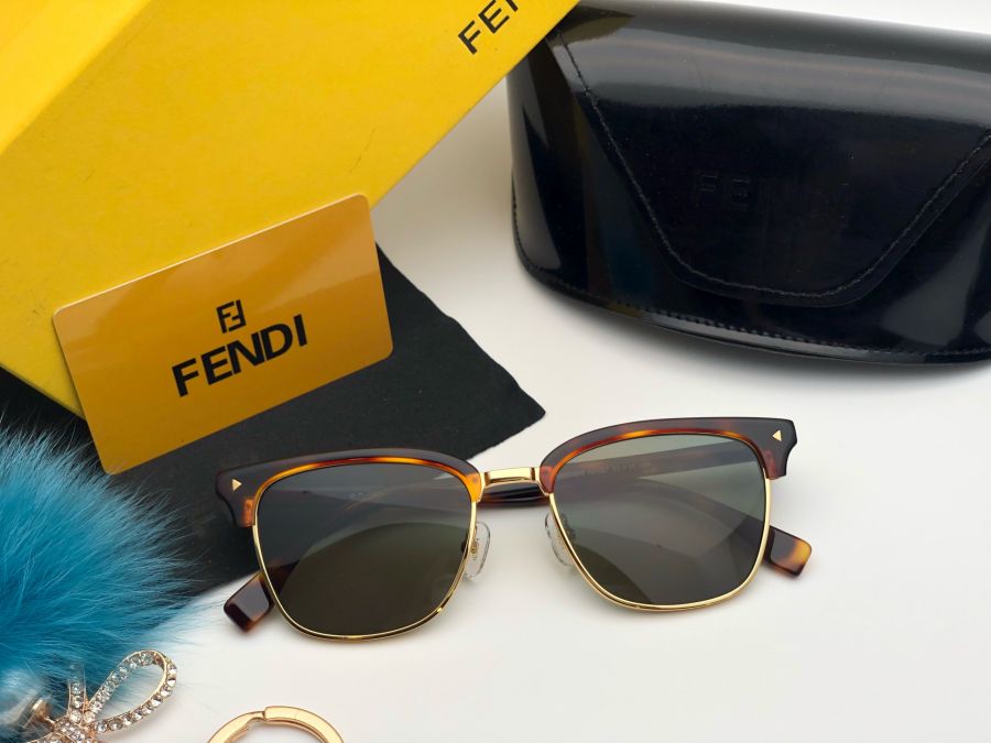 KÍNH MẮT NỮ CAO CẤP FENDI FFM0003/S BROWN