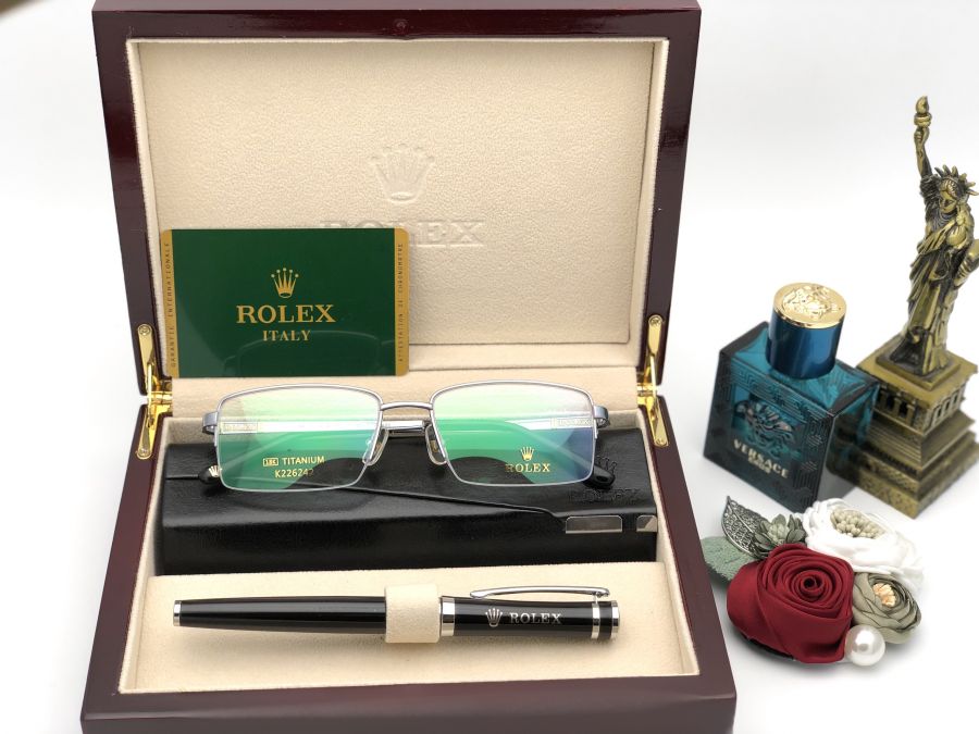 KÍNH CẬN MẠ VÀNG CAO CẤP ROLEX TITANIUM 18K - GỌNG KÍNH ROLEX K226242 TITANIUM 18K SILVER