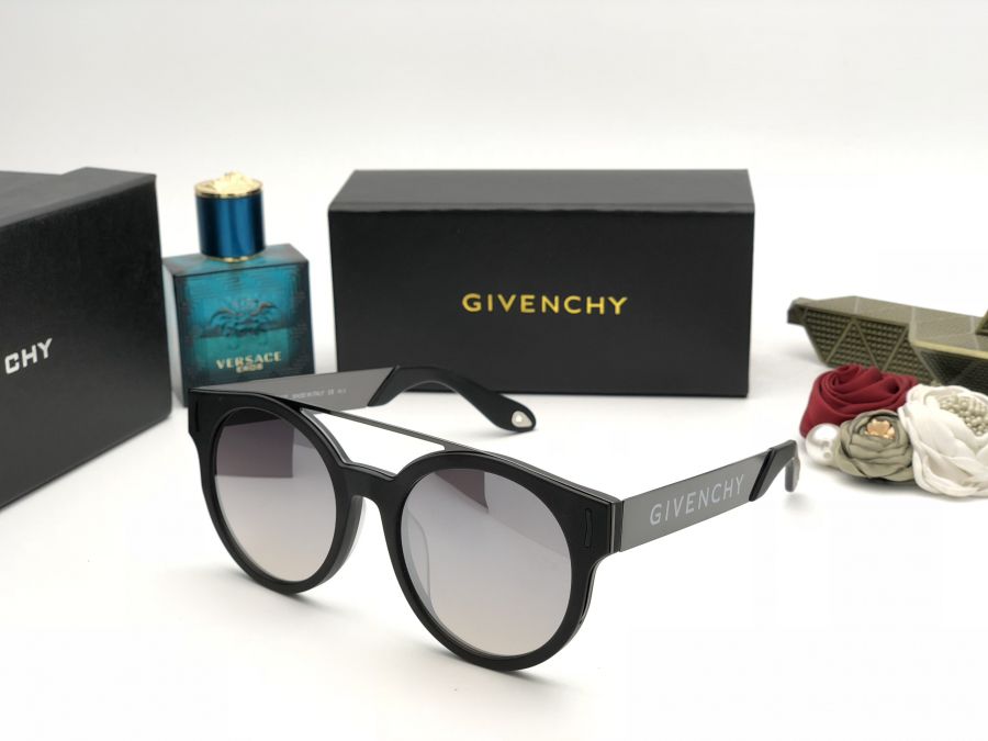 KÍNH MẮT CAO CẤP GIVENCHY - GV7017NS BLACK SILVER