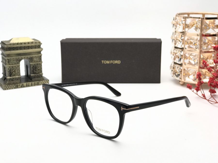 GỌNG KÍNH THỜI TRANG CAO CẤP TOMFORD - TOMFORD TF5310 BLACK