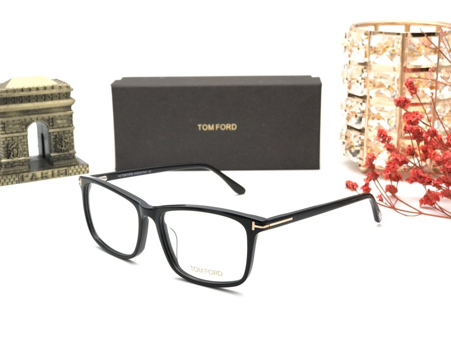 GỌNG KÍNH THỜI TRANG CAO CẤP TOMFORD - TOMFORD TF5584B BLACK