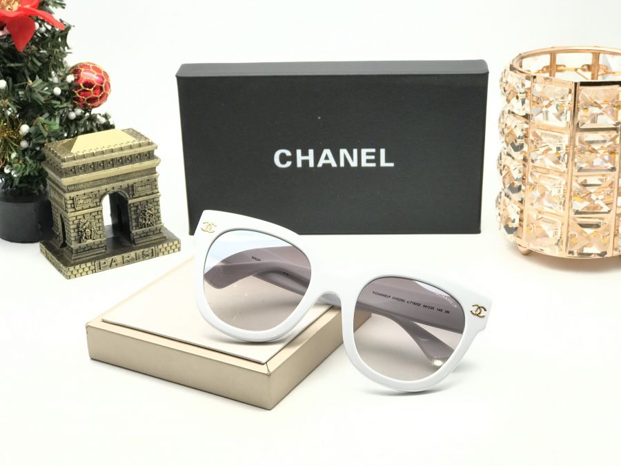 KÍNH MẮT THỜI TRANG CAO CẤP CHANEL - CHANEL CH5260 WHITE