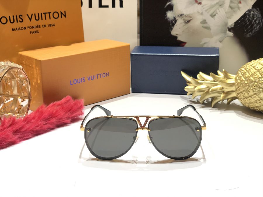 KÍNH MẮT NAM CAO CẤP NEW LOUIS VUITTON - LOUIS VUITTON Z0928 GOLD BLACK