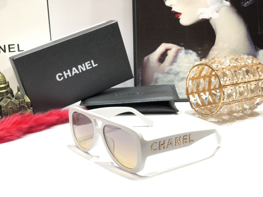 KÍNH MẮT THỜI TRANG CAO CẤP CHANEL - CHANEL 5423B WHITE