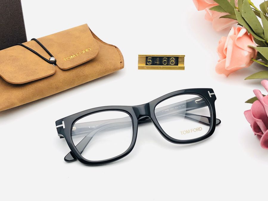 GỌNG KÍNH NHỰA THỜI TRANG TOMFORD - TOMFORD TF5468 BLACK