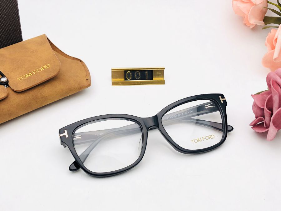 GỌNG KÍNH NHỰA THỜI TRANG TOMFORD - TOMFORD TF5597B BLACK