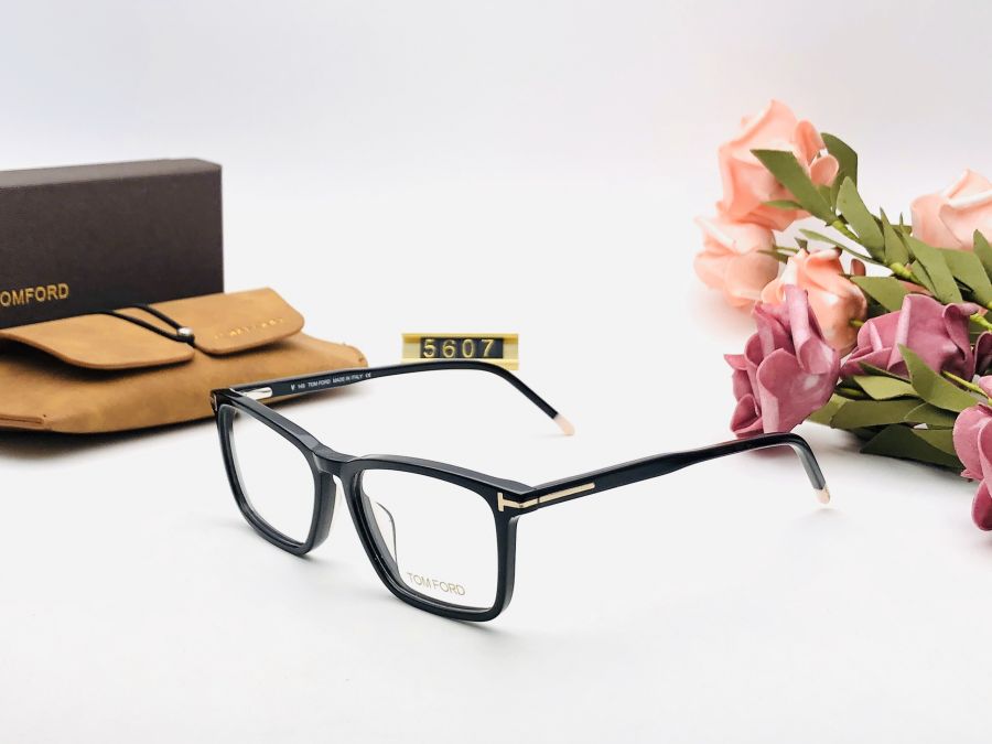 GỌNG KÍNH NHỰA THỜI TRANG TOMFORD - TOMFORD TF5607 BLACK