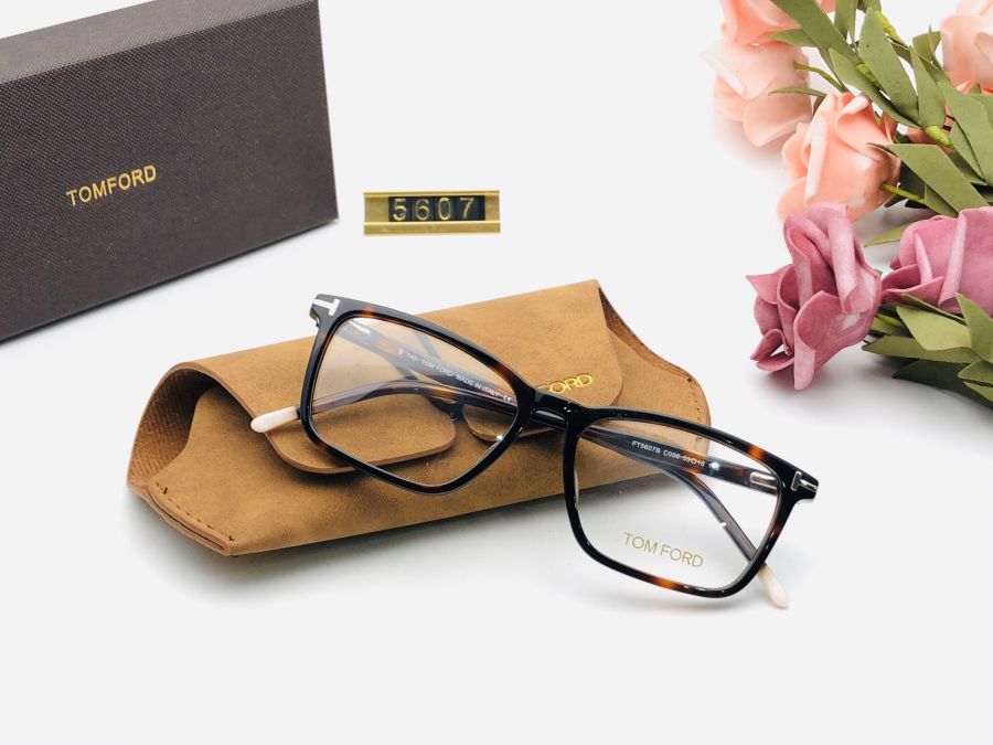 GỌNG KÍNH NHỰA THỜI TRANG TOMFORD - TOMFORD TF5607 BROWN